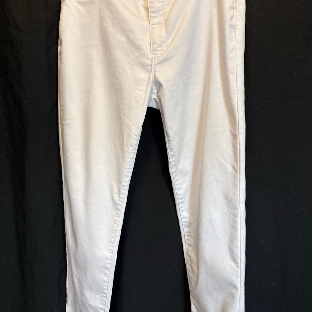 Women's White Jeggings - Slim Stretch Comfort